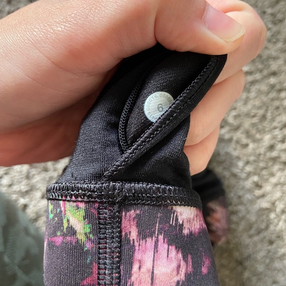 Lululemon energy sports bra 6 - Picture 4 of 4